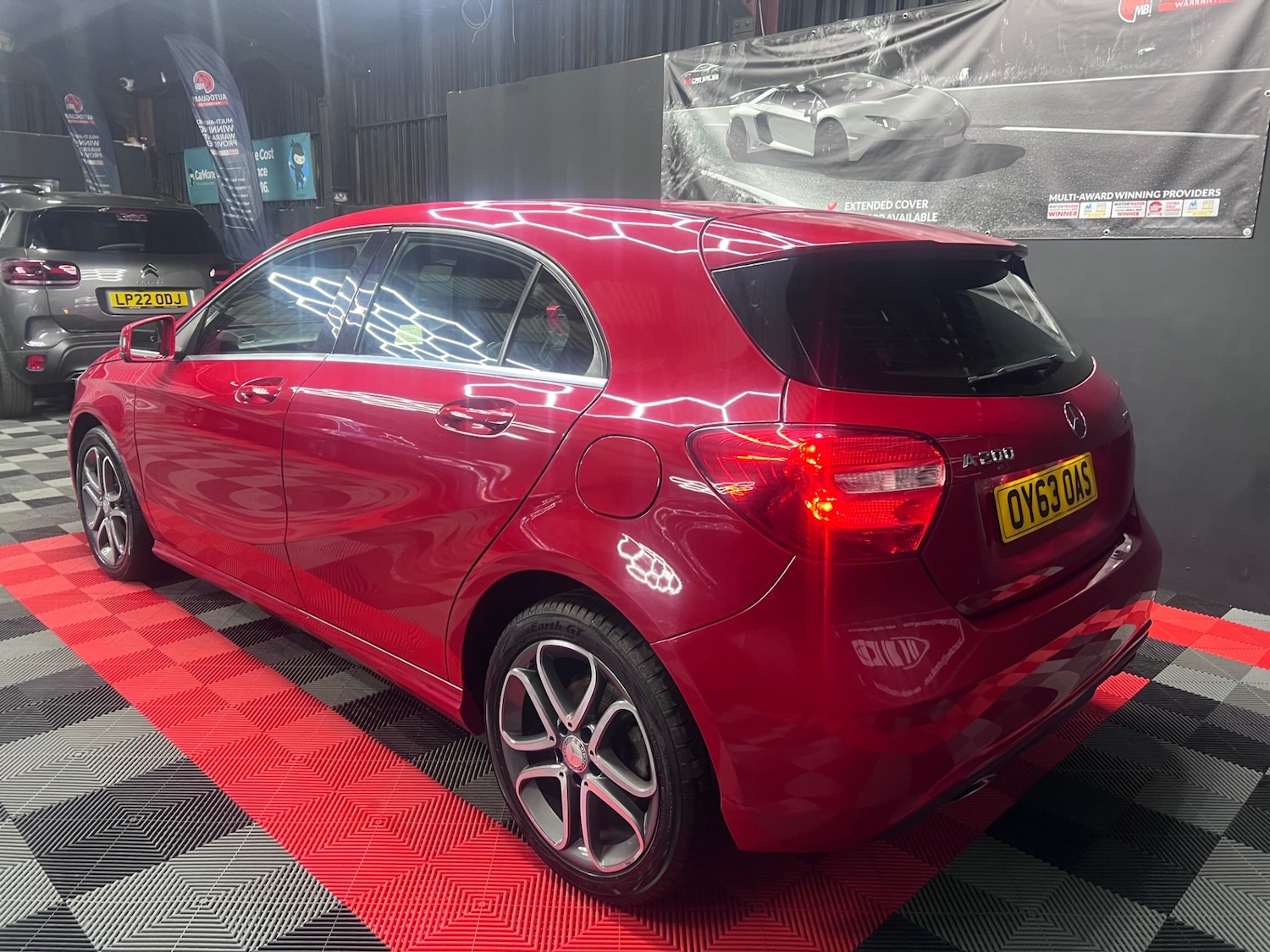 Used Mercedes-Benz A-Class 2013 for sale - 76016988: Photo 4