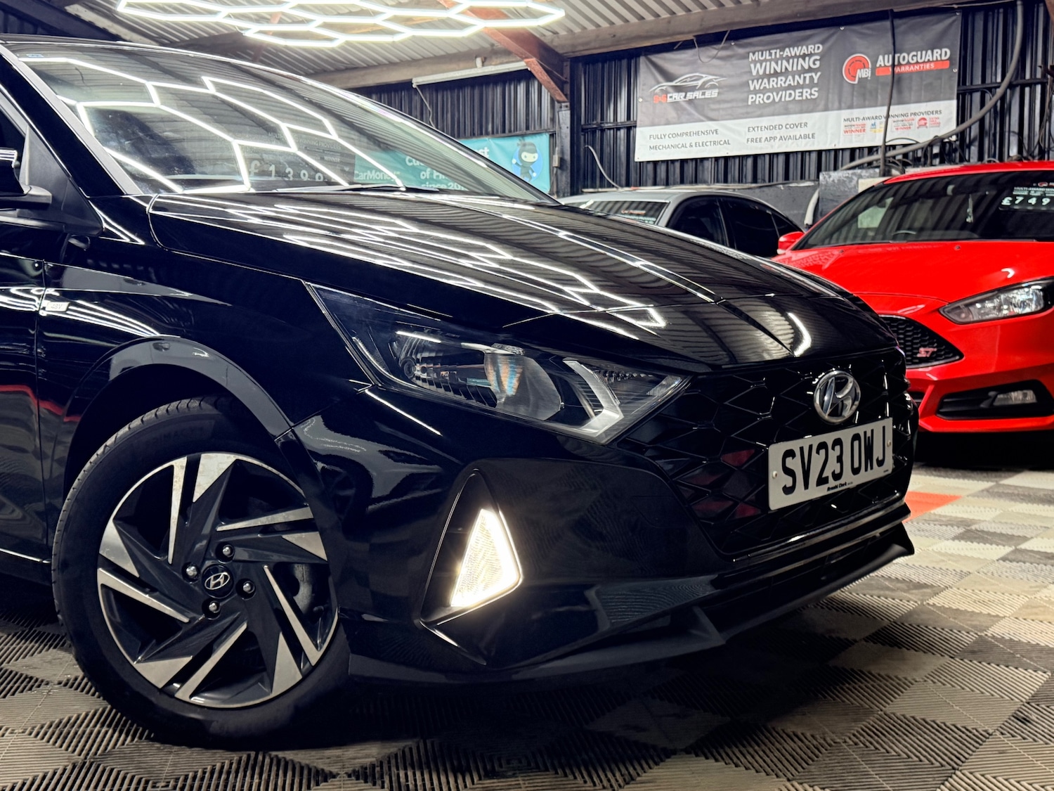 Used Hyundai i20 2023 for sale - 77917800: Photo 2