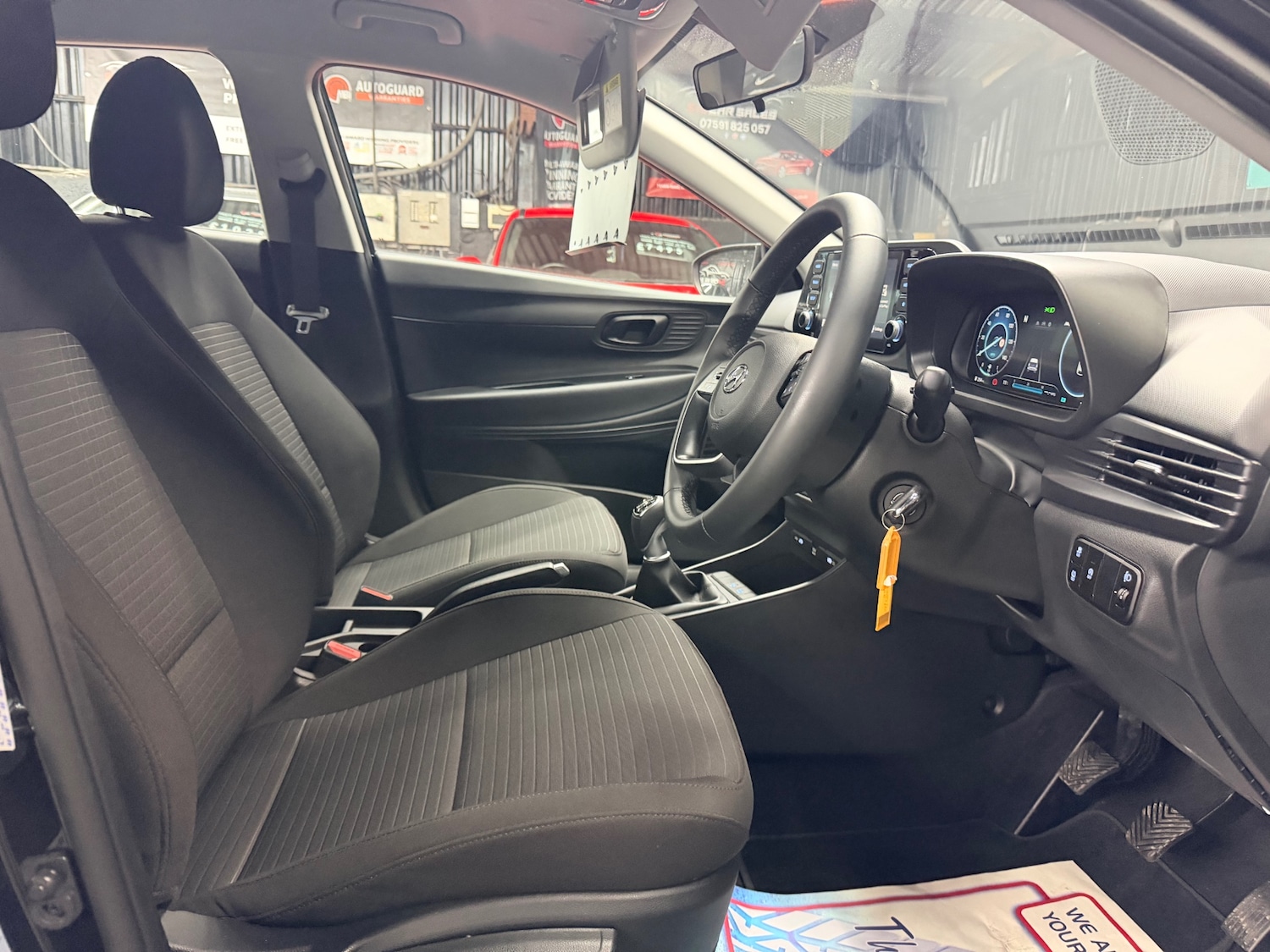 Used Hyundai i20 2023 for sale - 77917800: Photo 25