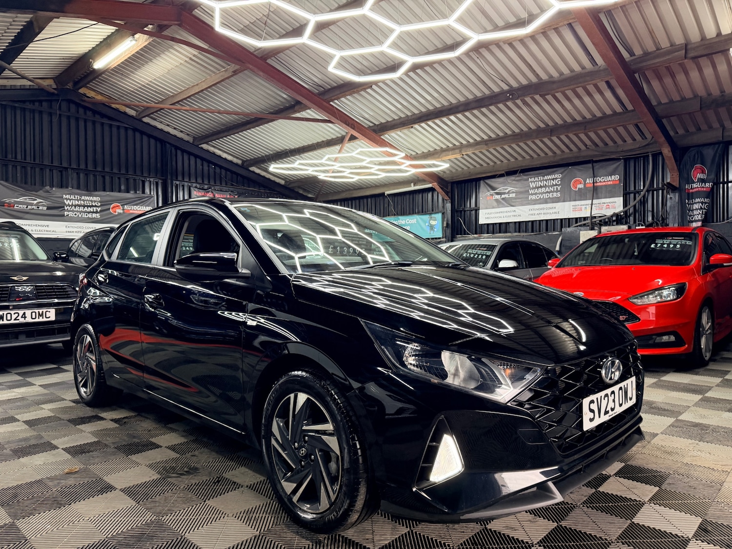 Used Hyundai i20 2023 for sale - 77917800: Photo 4