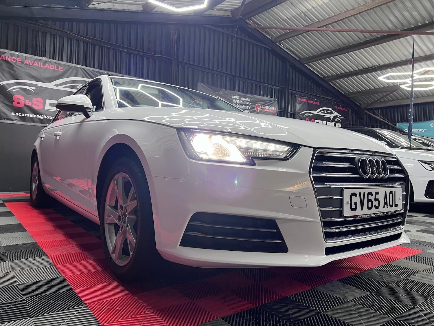 Used Audi A4 2015 for sale - 77136607: Photo 15