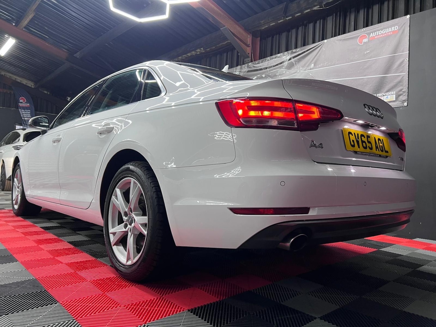 Used Audi A4 2015 for sale - 77136607: Photo 16