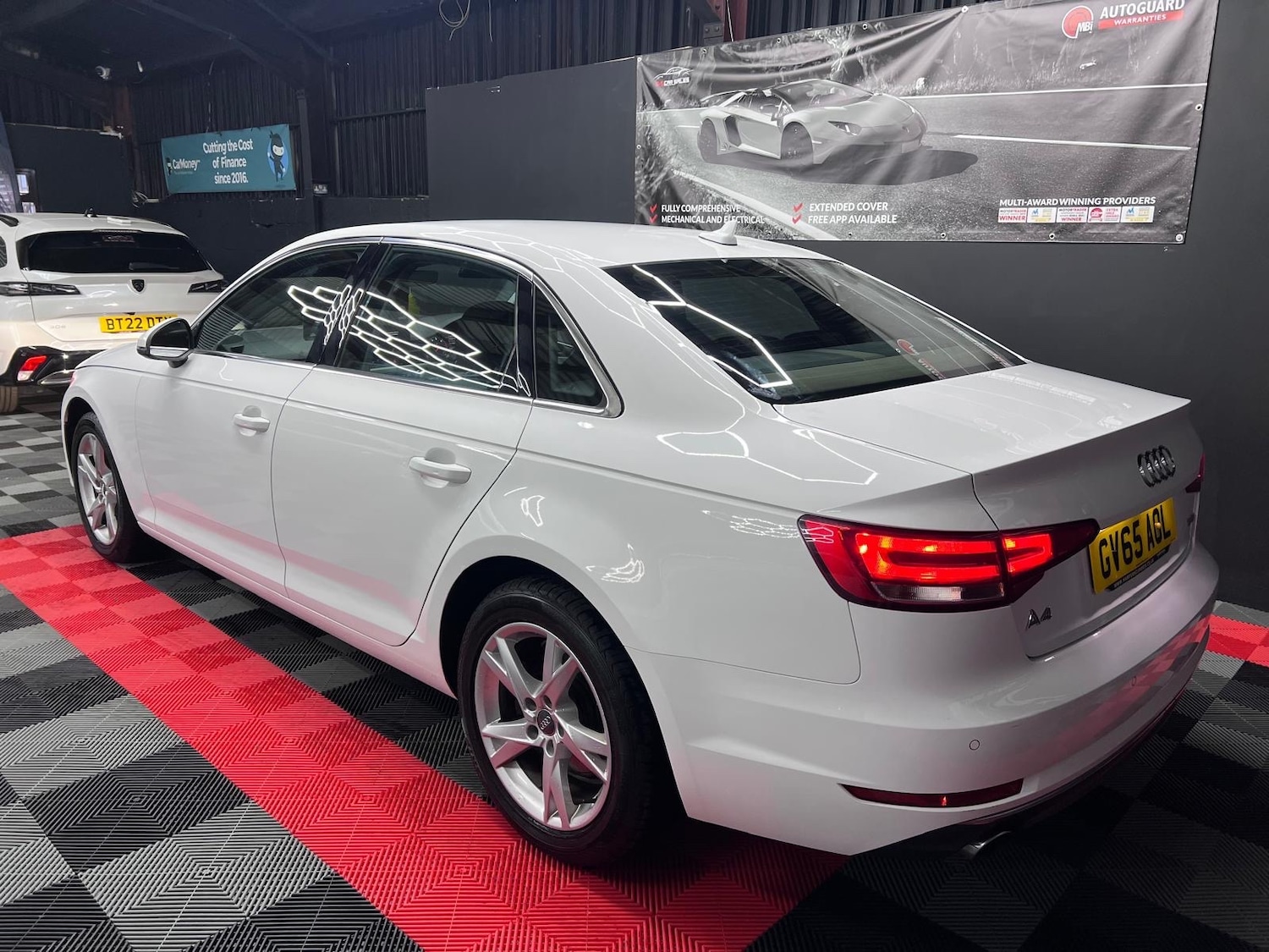 Used Audi A4 2015 for sale - 77136607: Photo 7