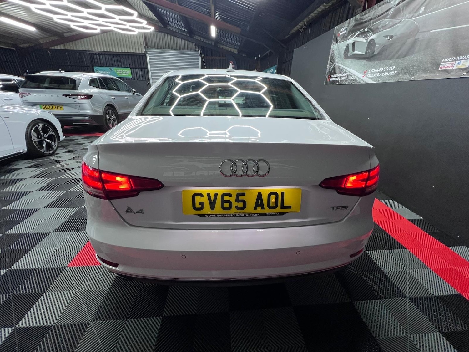 Used Audi A4 2015 for sale - 77136607: Photo 8