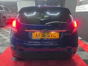 Used Ford Fiesta 2016 for sale - 75272109: Photo