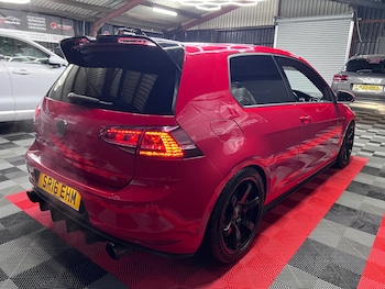 Used Volkswagen Golf 2016 for sale - 76182417: Photo 2