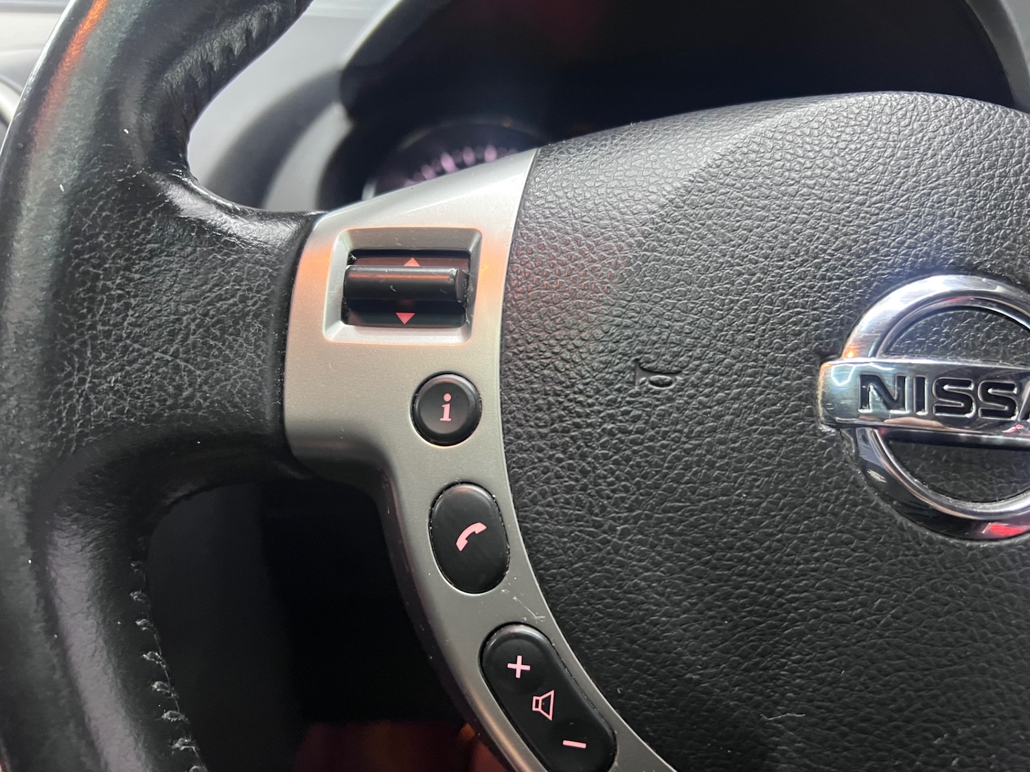 Used Nissan Qashqai 2013 for sale - 76231071: Photo 17