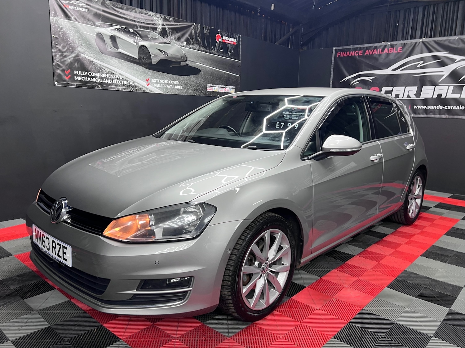 Used Volkswagen Golf 2013 for sale - 76368598: Photo 2