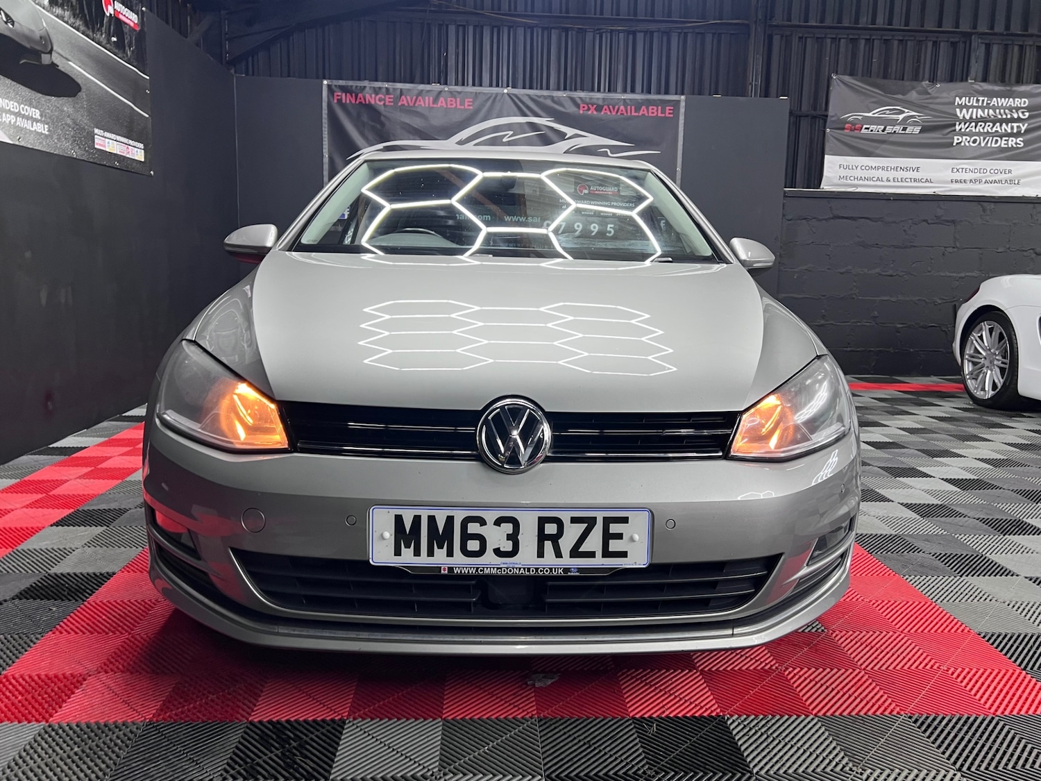 Used Volkswagen Golf 2013 for sale - 76368598: Photo 6