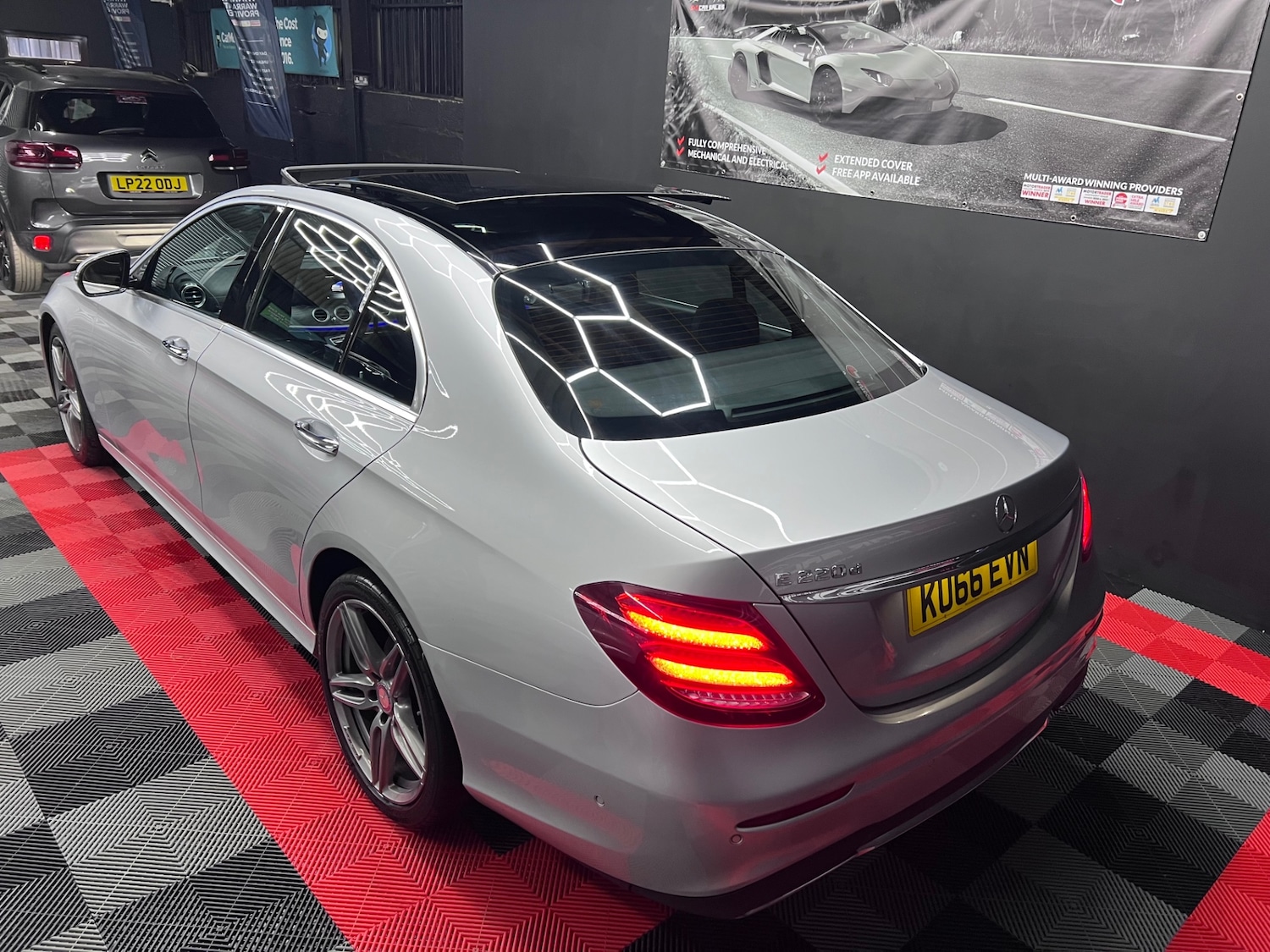 Used Mercedes-Benz E Class 2016 for sale - 77012309: Photo 12