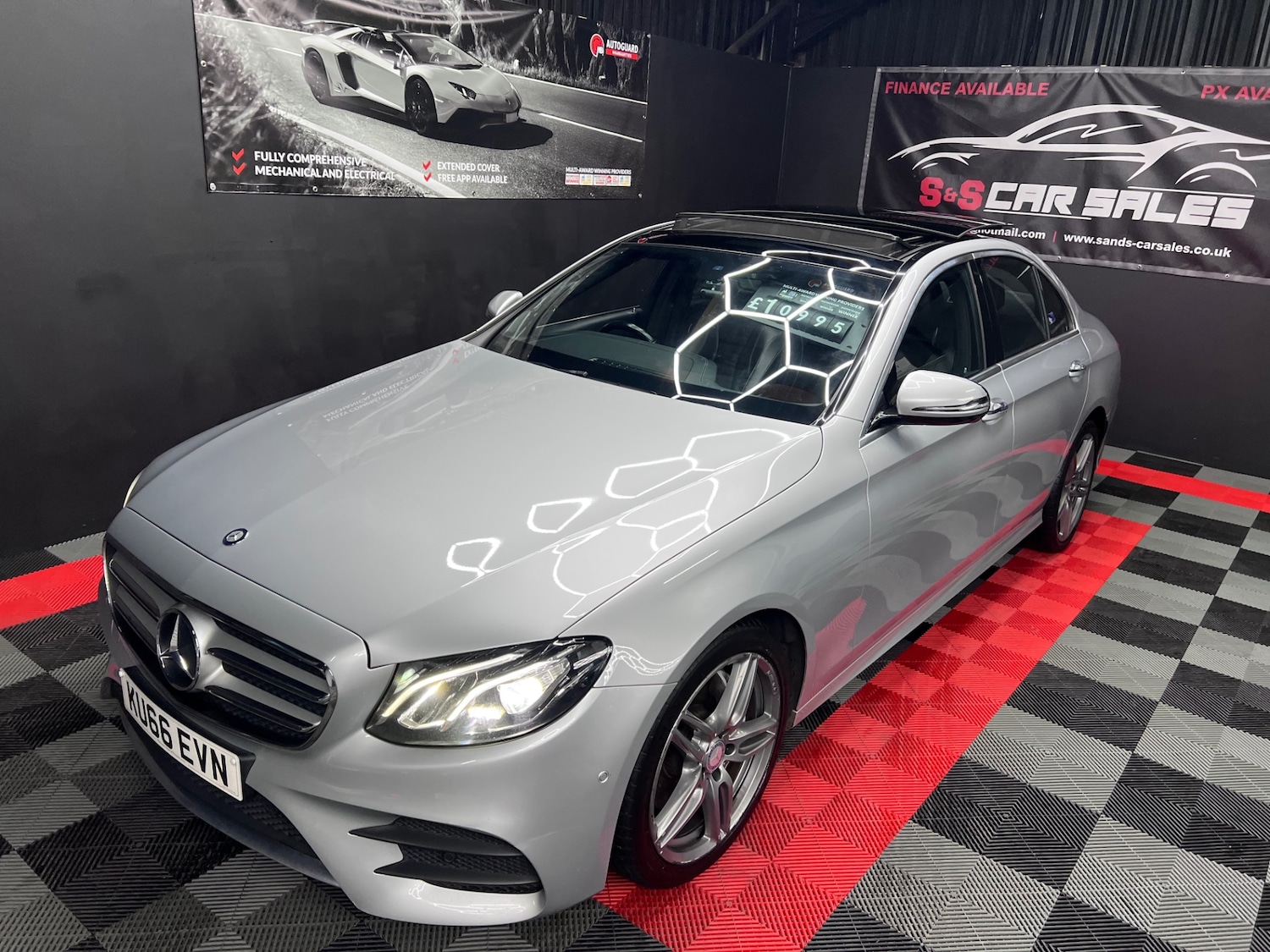 Used Mercedes-Benz E Class 2016 for sale - 77012309: Photo 7