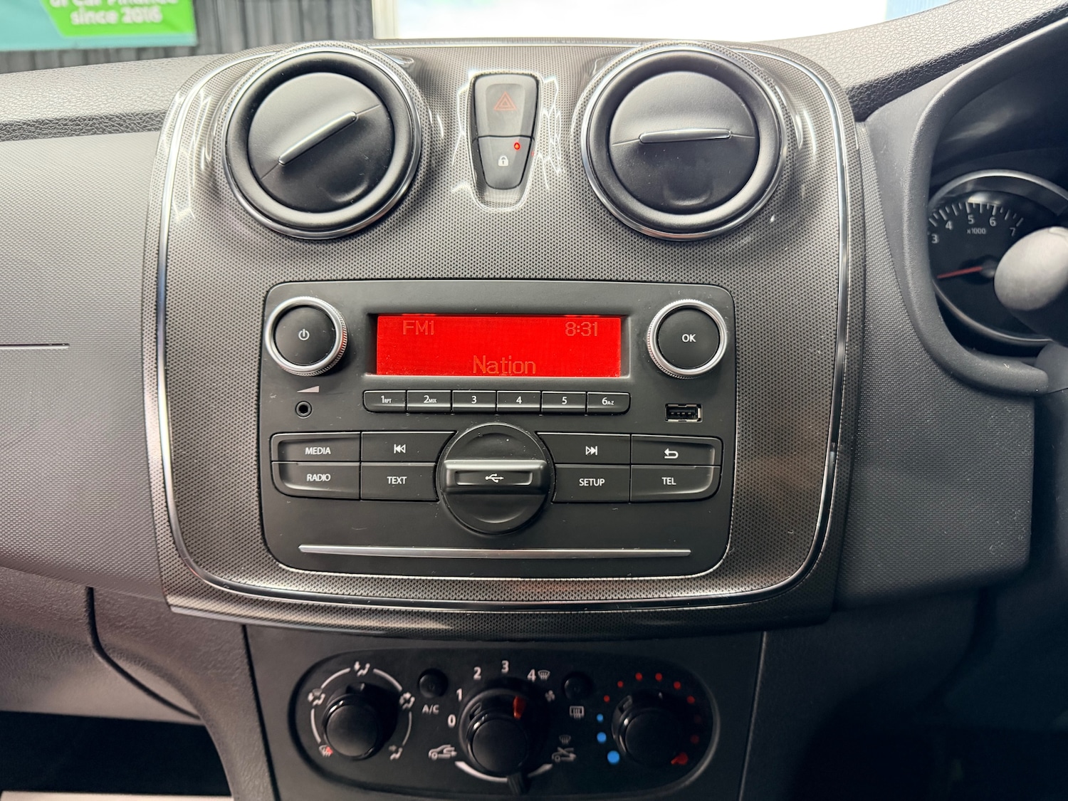 Used Dacia Sandero Stepway 2018 for sale - 77167671: Photo 18