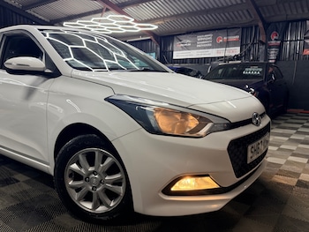 Used Hyundai i20 2017 for sale - 78466792: Photo