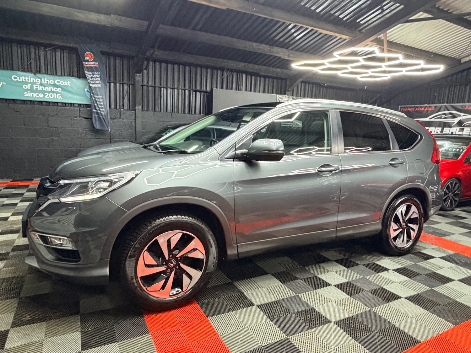 Used Honda CR-V 2017 for sale - 77297359: Photo 5