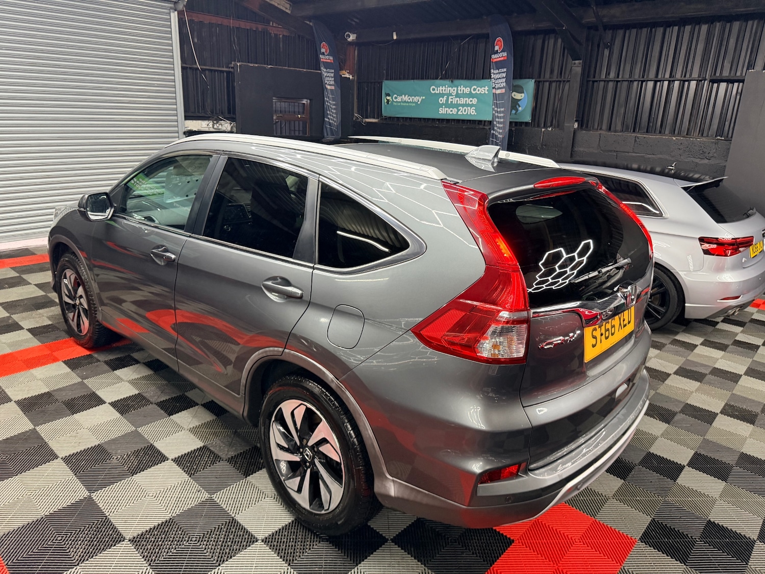 Used Honda CR-V 2017 for sale - 77297359: Photo 6