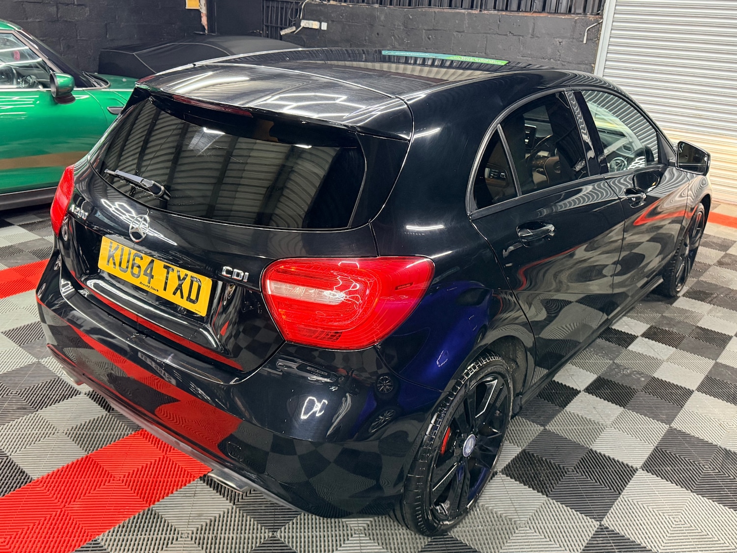 Used Mercedes-Benz A-Class 2014 for sale - 77032844: Photo 10