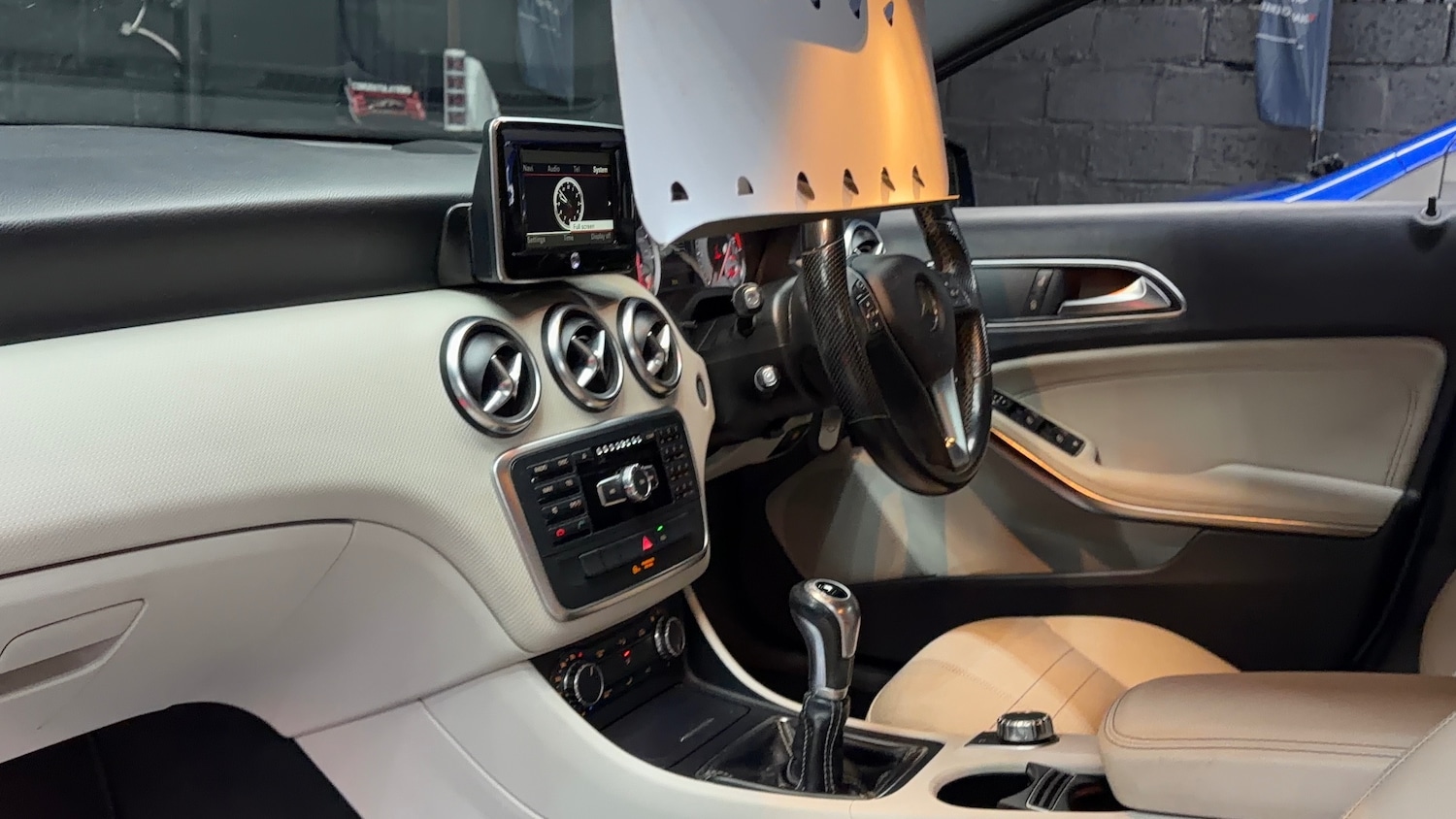 Used Mercedes-Benz A-Class 2014 for sale - 77032844: Photo 6