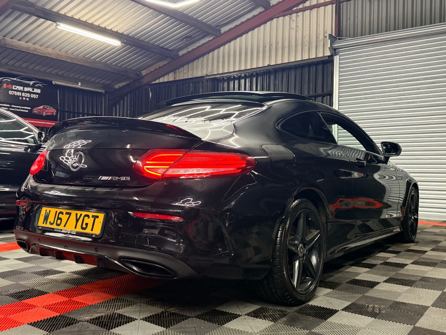 Used Mercedes-Benz C Class 2017 for sale - 77189478: Photo 3