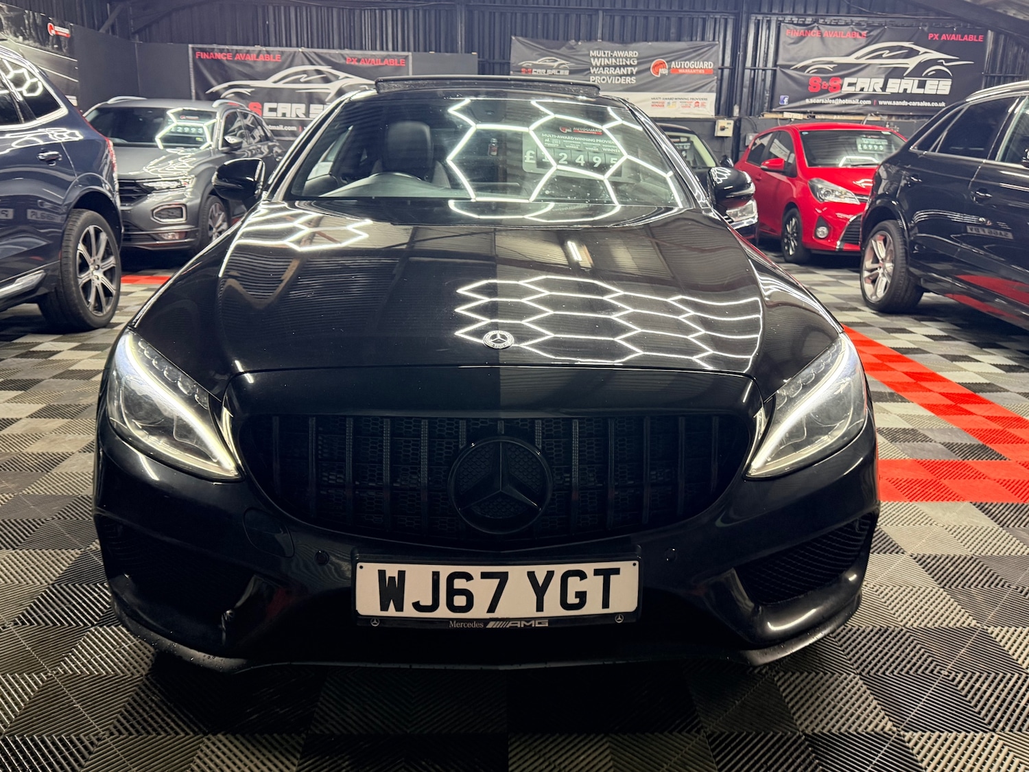 Used Mercedes-Benz C Class 2017 for sale - 77189478: Photo 8