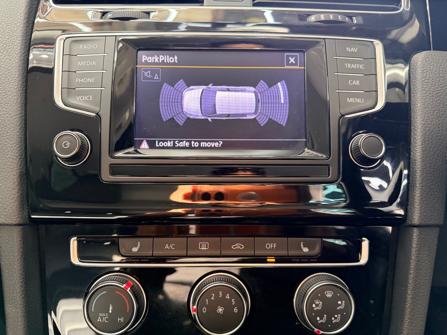 Used Volkswagen Golf 2014 for sale - 78105736: Photo 25