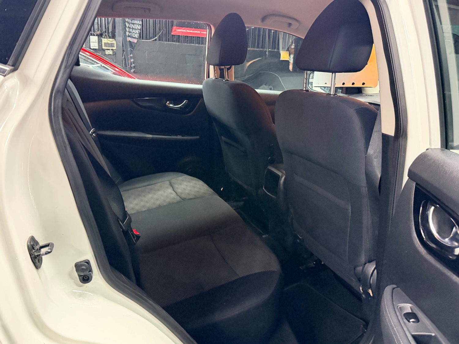 Used Nissan Qashqai 2014 for sale - 77378039: Photo 15