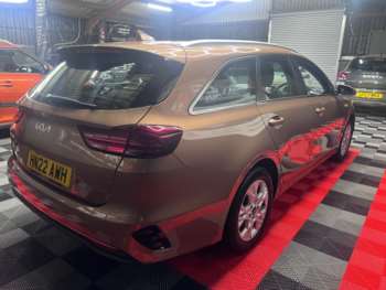 Used Kia Ceed 2022 for sale - 75119747: Photo