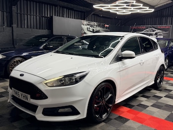 Used Ford Focus 2016 for sale - 77476377: Photo