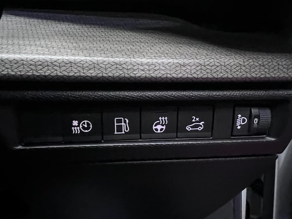 Used Citroen C5 X 2023 for sale - 75639005: Photo 16