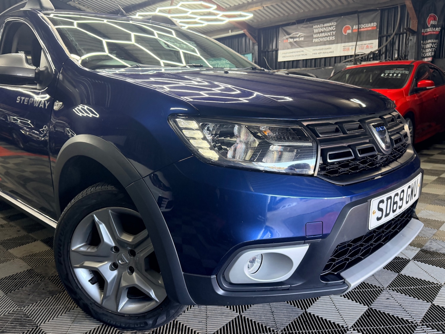 Used Dacia Sandero Stepway 2019 for sale - 78141919: Photo 2