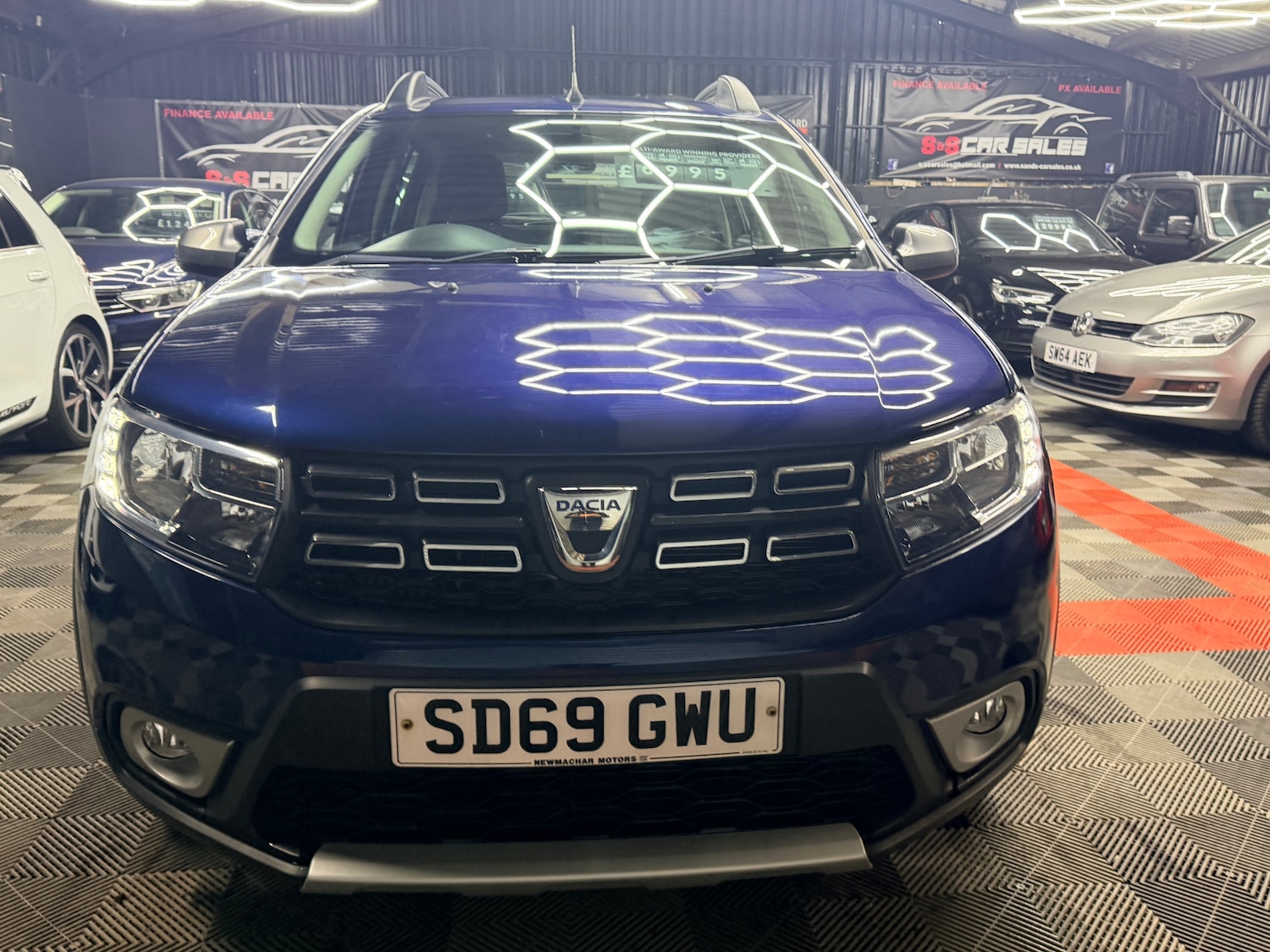 Used Dacia Sandero Stepway 2019 for sale - 78141919: Photo 4