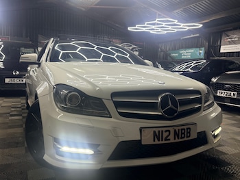 Used Mercedes-Benz C Class 2015 for sale - 78826376: Photo