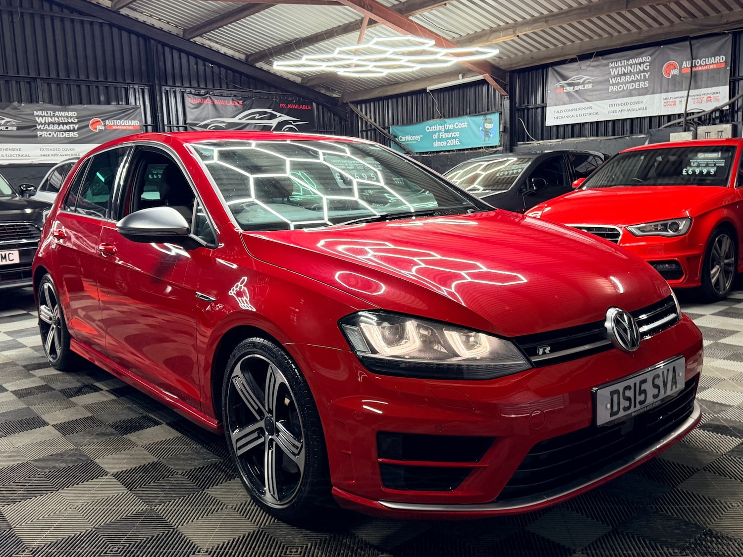 Used Volkswagen Golf 2015 for sale - 77619372: Photo 3