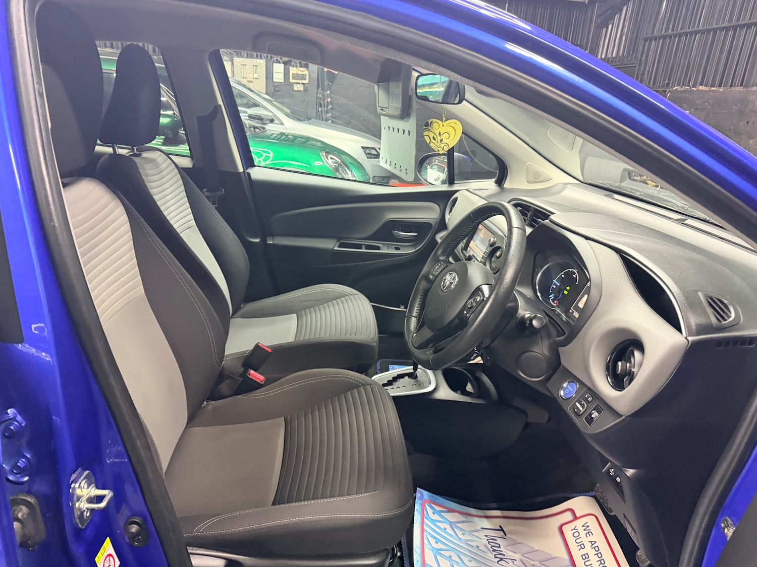 Used Toyota Yaris 2019 for sale - 76969647: Photo 21
