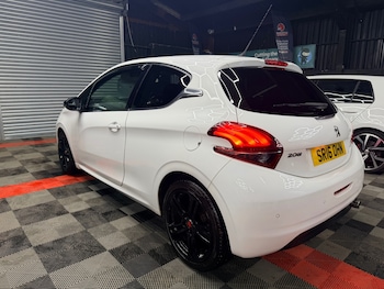 Used Peugeot 208 2016 for sale - 78627246: Photo