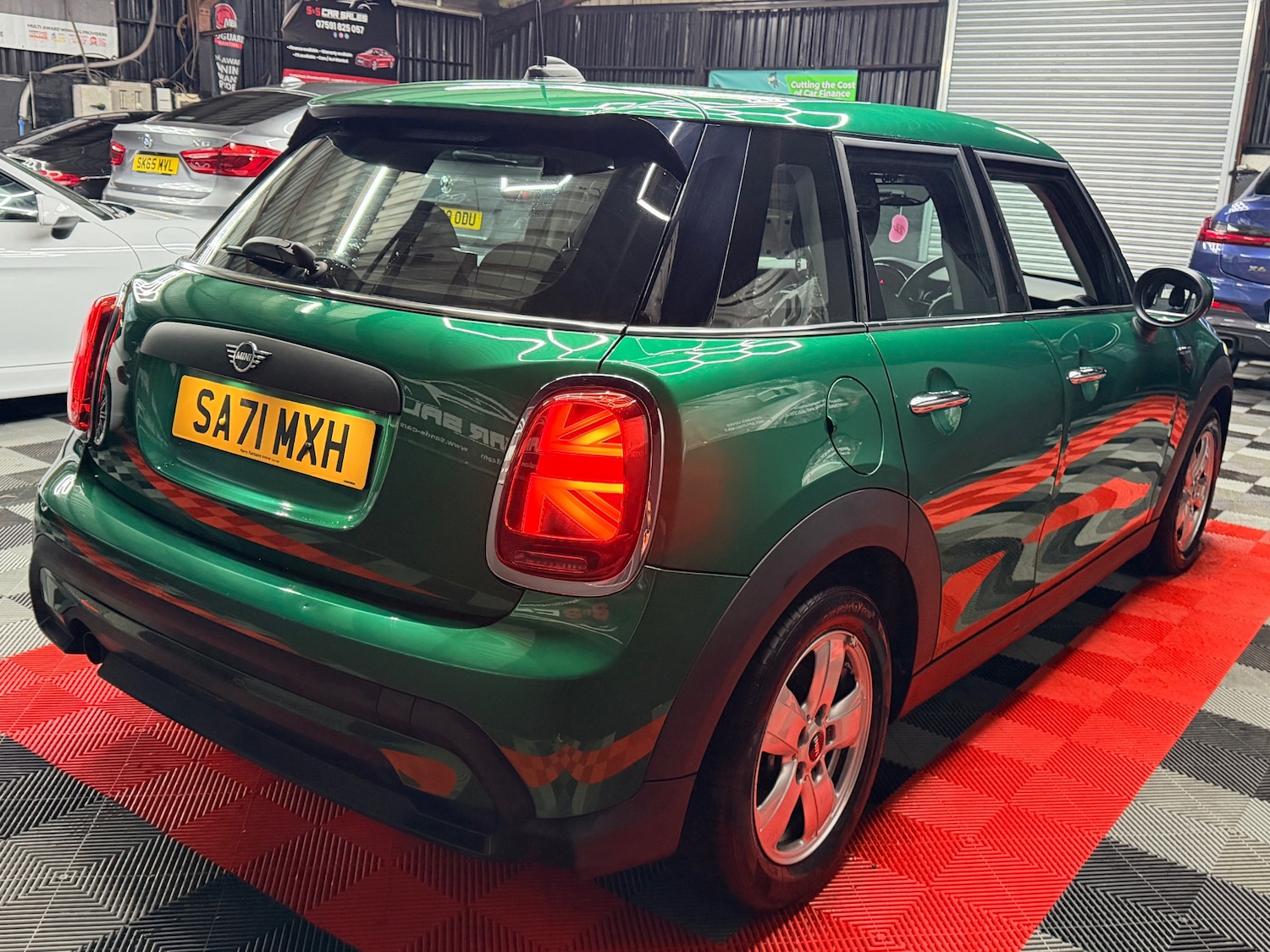 Used MINI Hatch 2021 for sale - 76684471: Photo 11