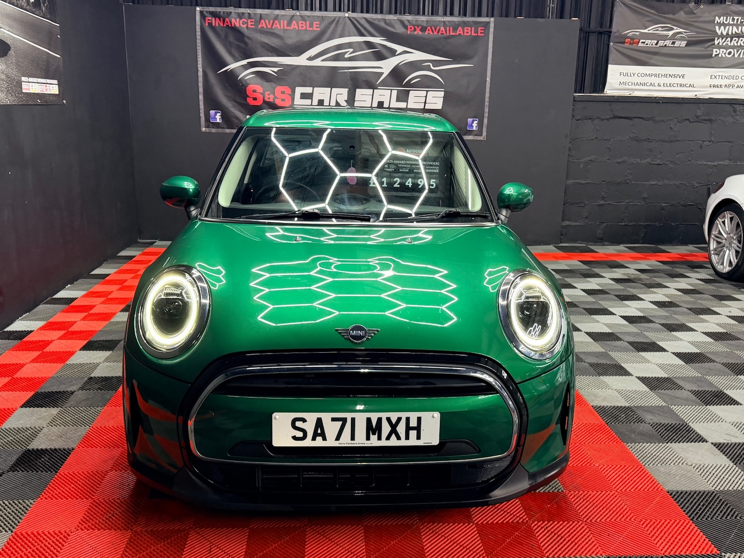 Used MINI Hatch 2021 for sale - 76684471: Photo 6