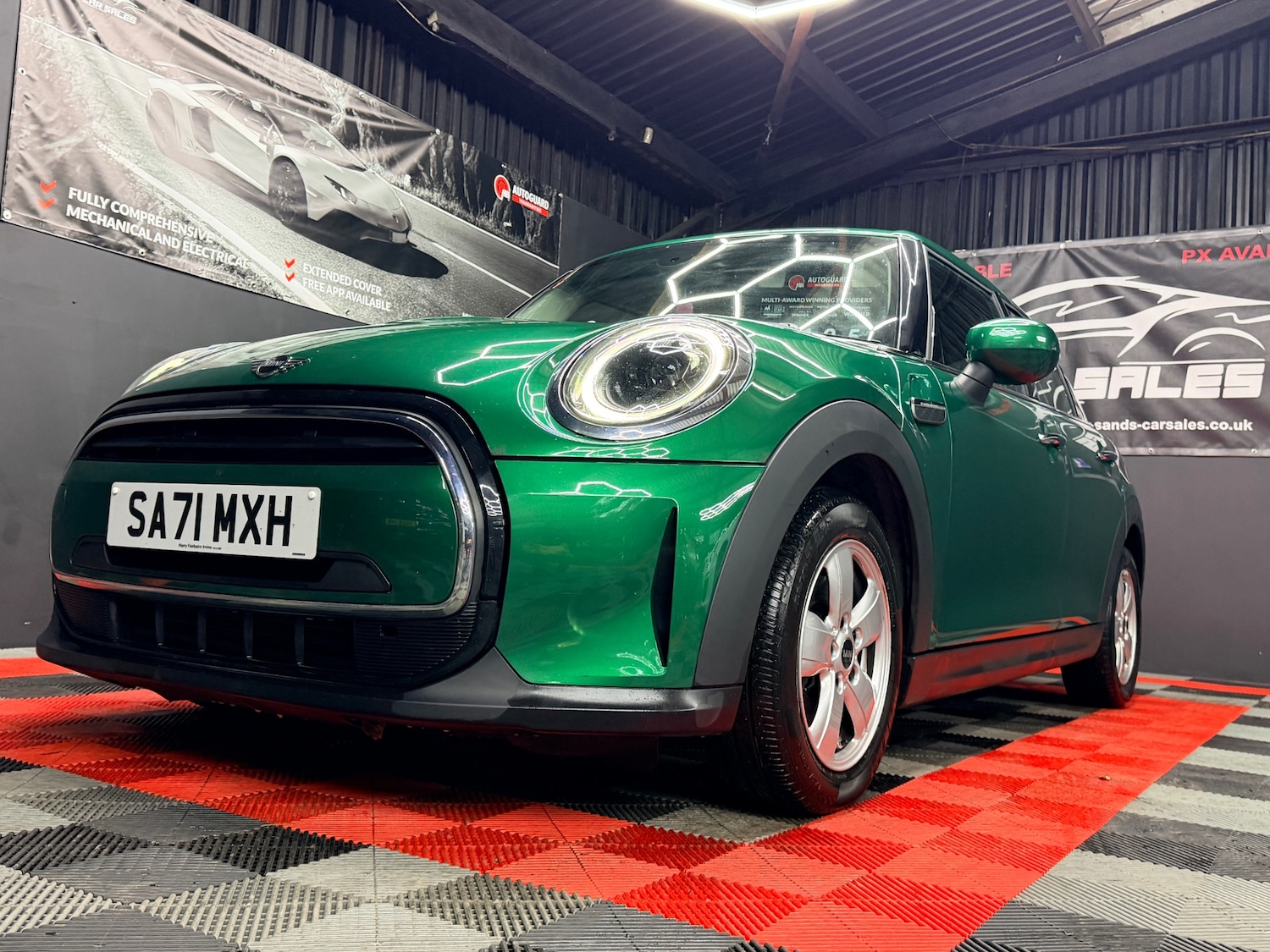 Used MINI Hatch 2021 for sale - 76684471: Photo 7