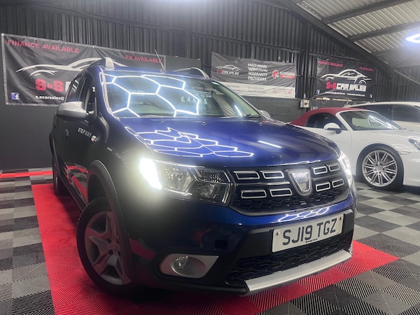 Used Dacia Sandero Stepway 2019 for sale - 76208655: Photo 1