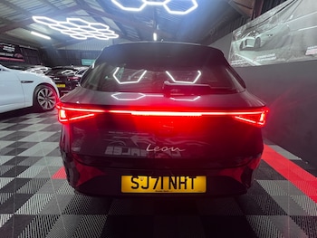 Used SEAT Leon 2021 for sale - 76088160: Photo