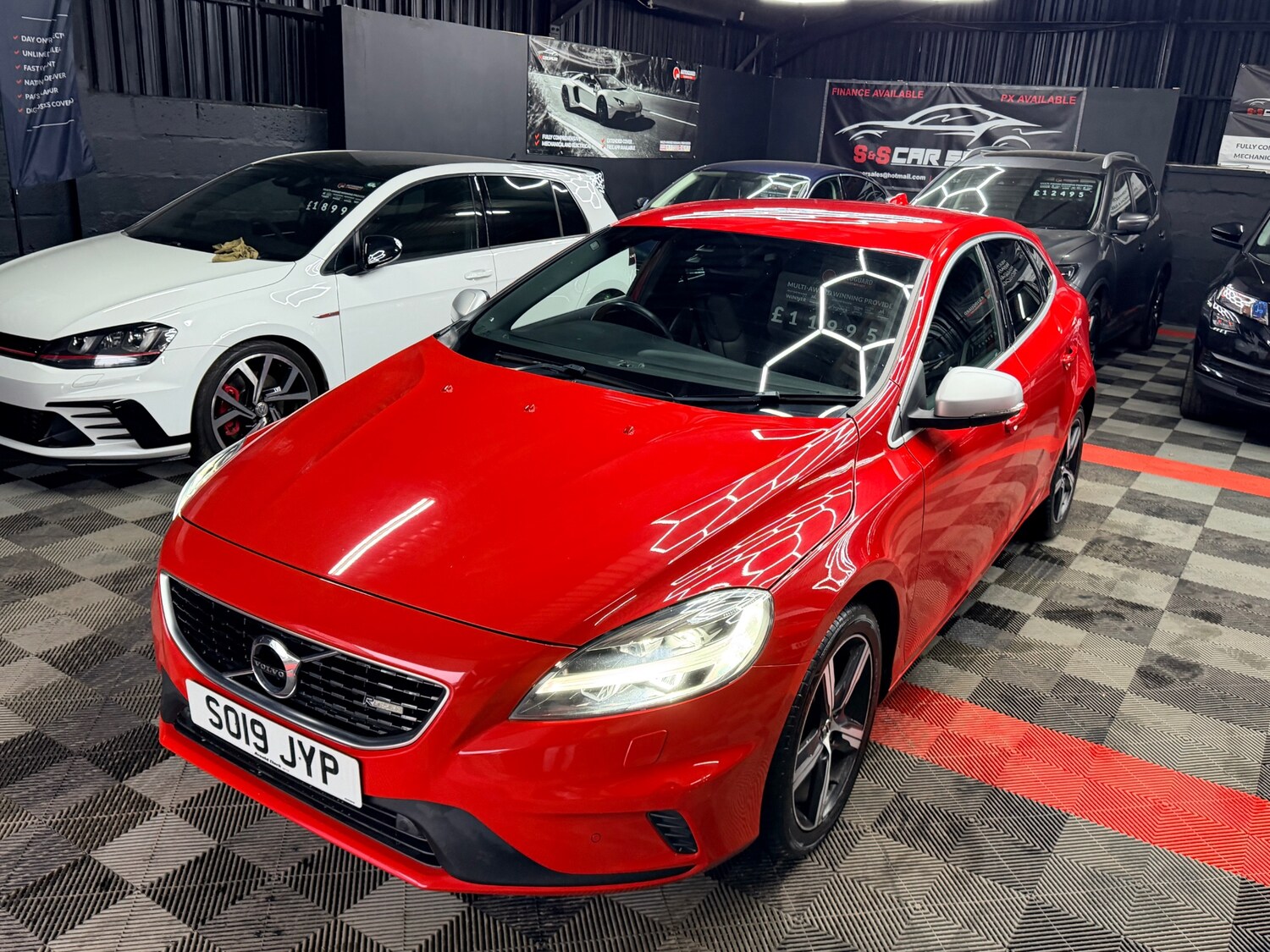Used Volvo V40 2019 for sale - 78175489: Photo 7