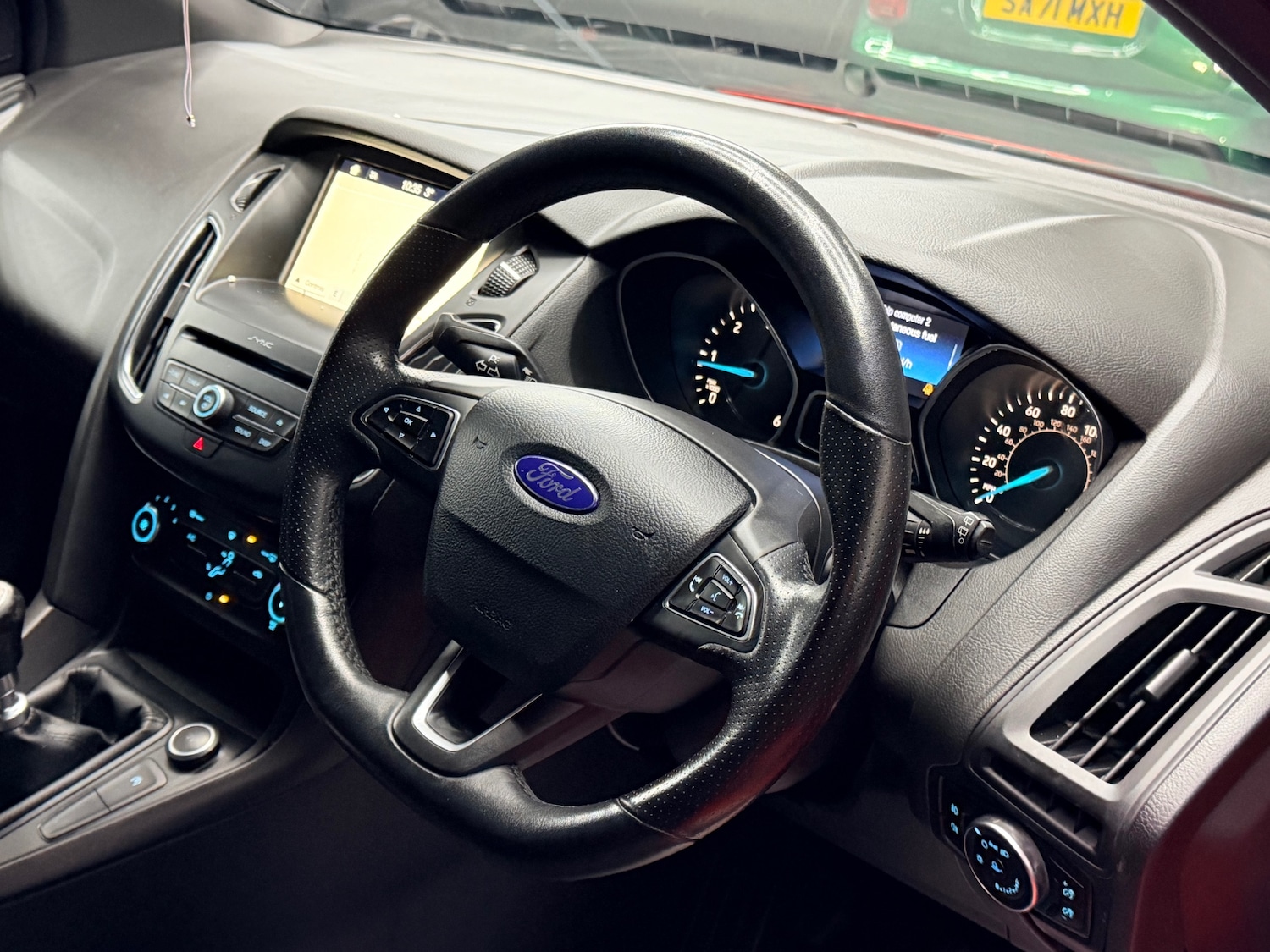 Used Ford Focus 2018 for sale - 76757460: Photo 19