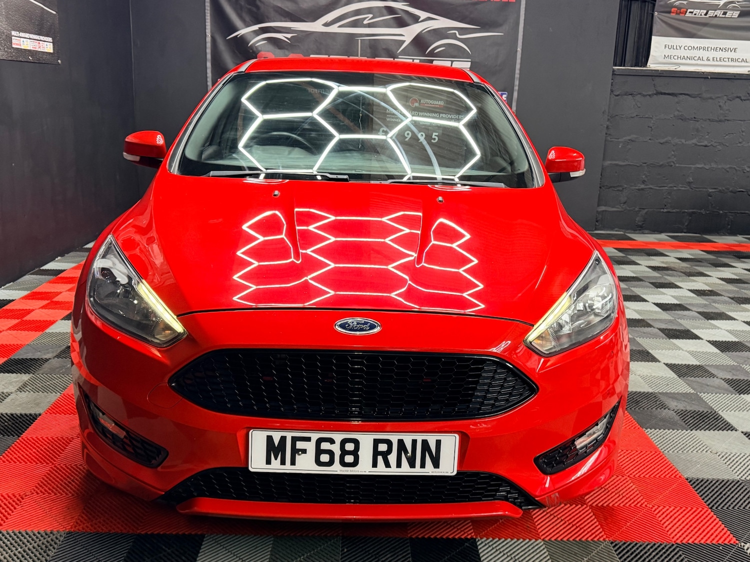 Used Ford Focus 2018 for sale - 76757460: Photo 4