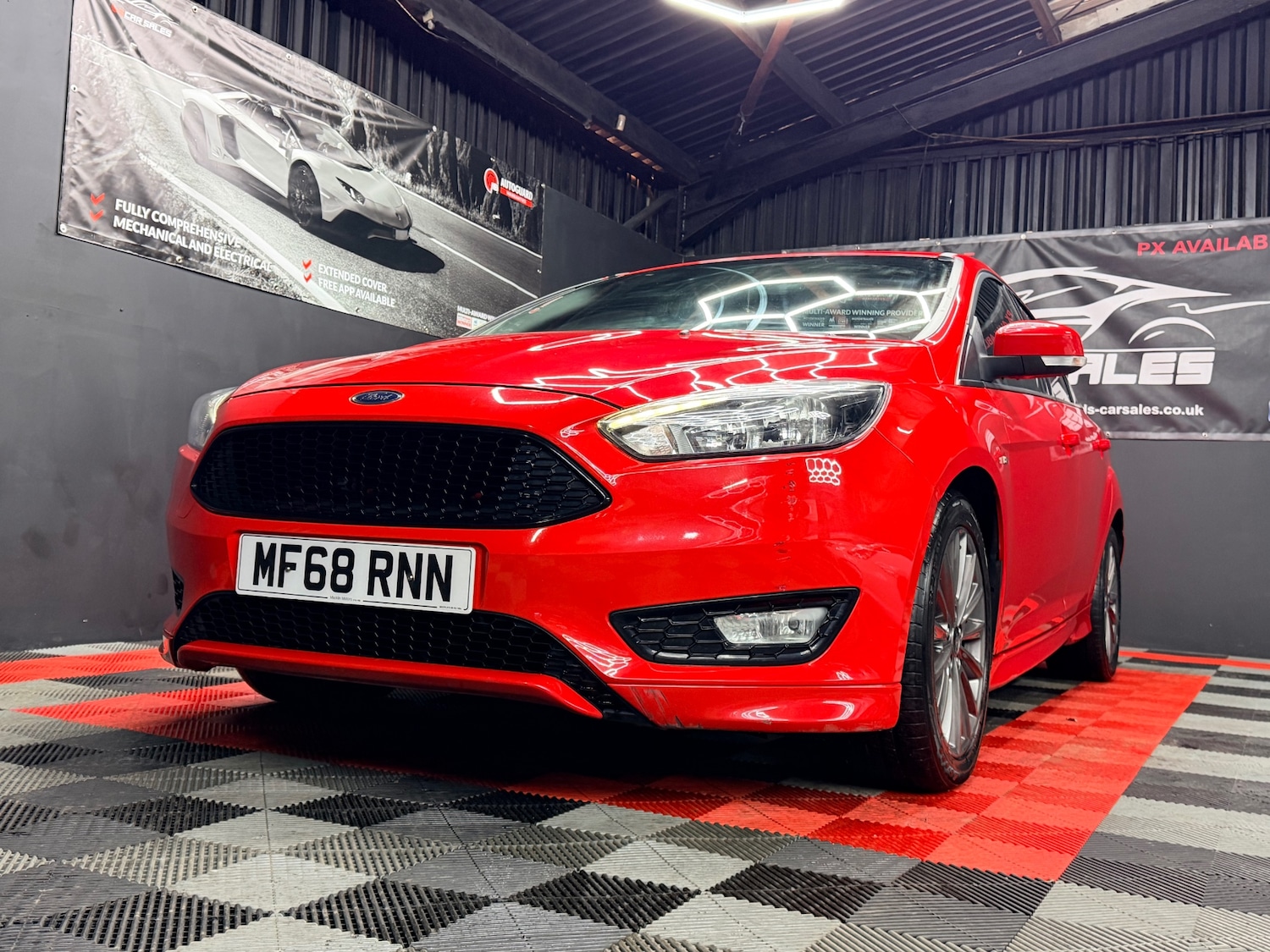 Used Ford Focus 2018 for sale - 76757460: Photo 9