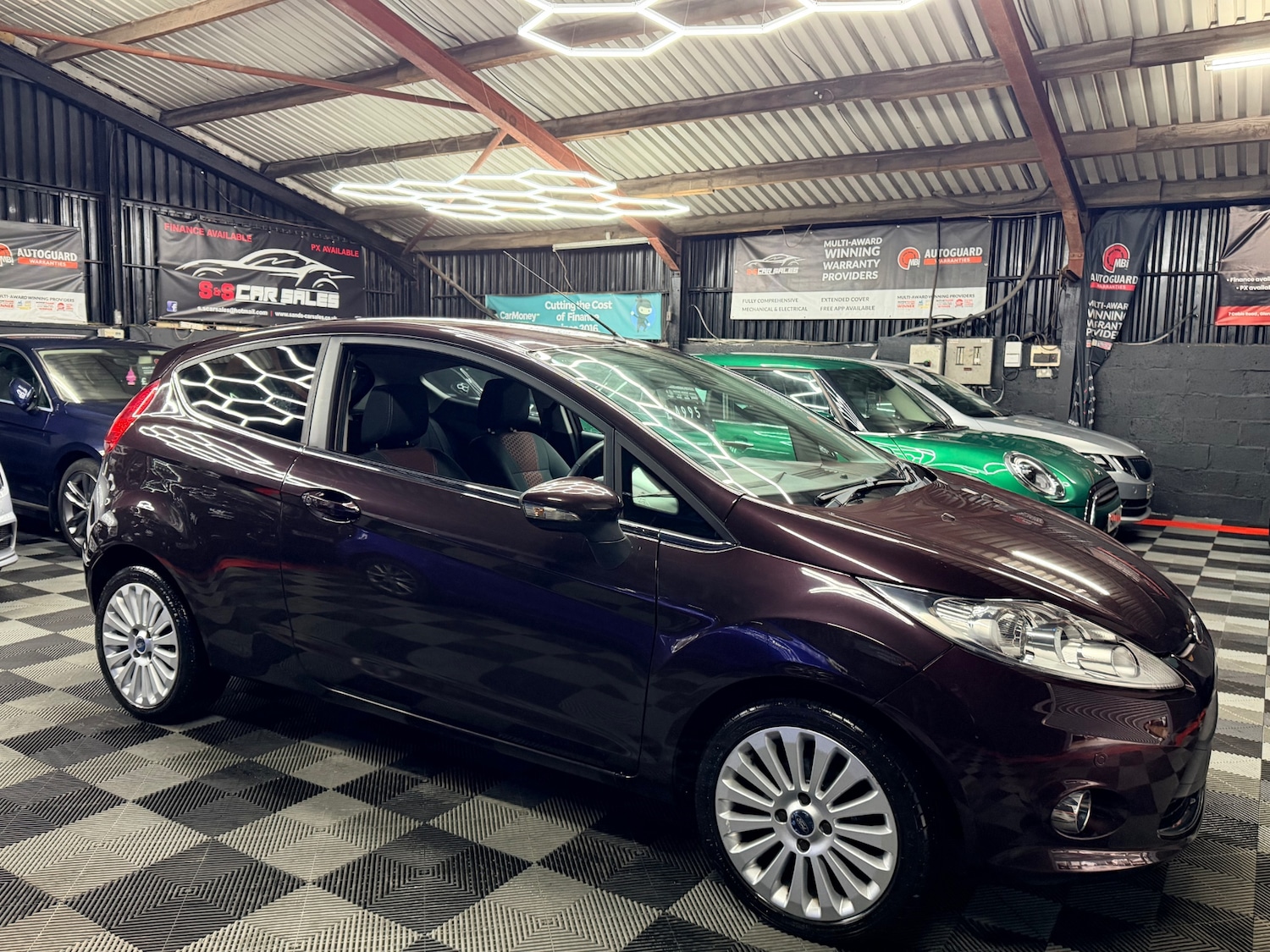 Used Ford Fiesta 2010 for sale - 77024360: Photo 13