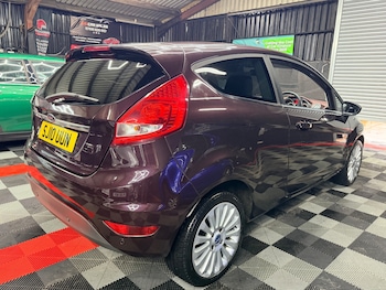 Used Ford Fiesta 2010 for sale - 77024360: Photo