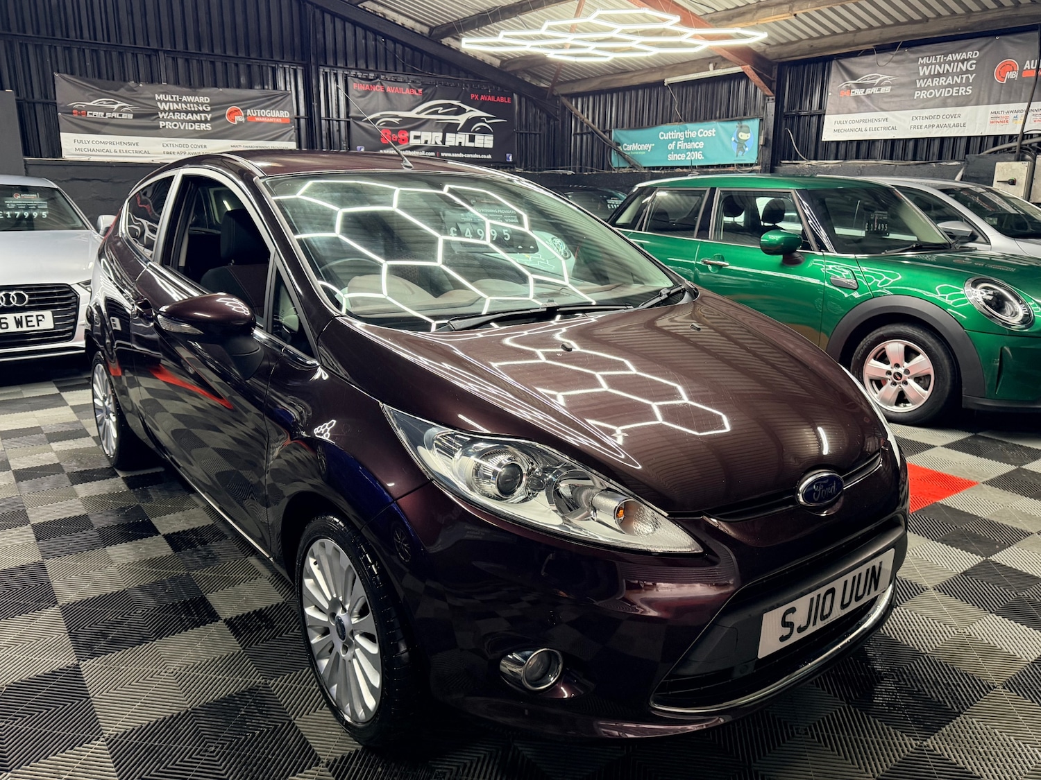 Used Ford Fiesta 2010 for sale - 77024360: Photo 9