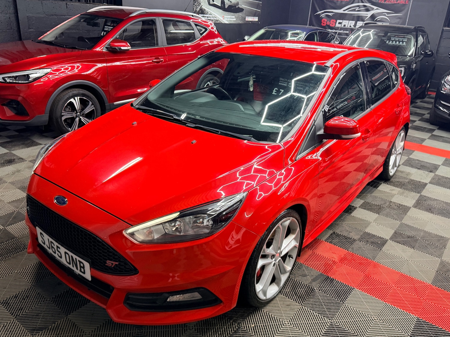 Used Ford Focus 2015 for sale - 77888259: Photo 5