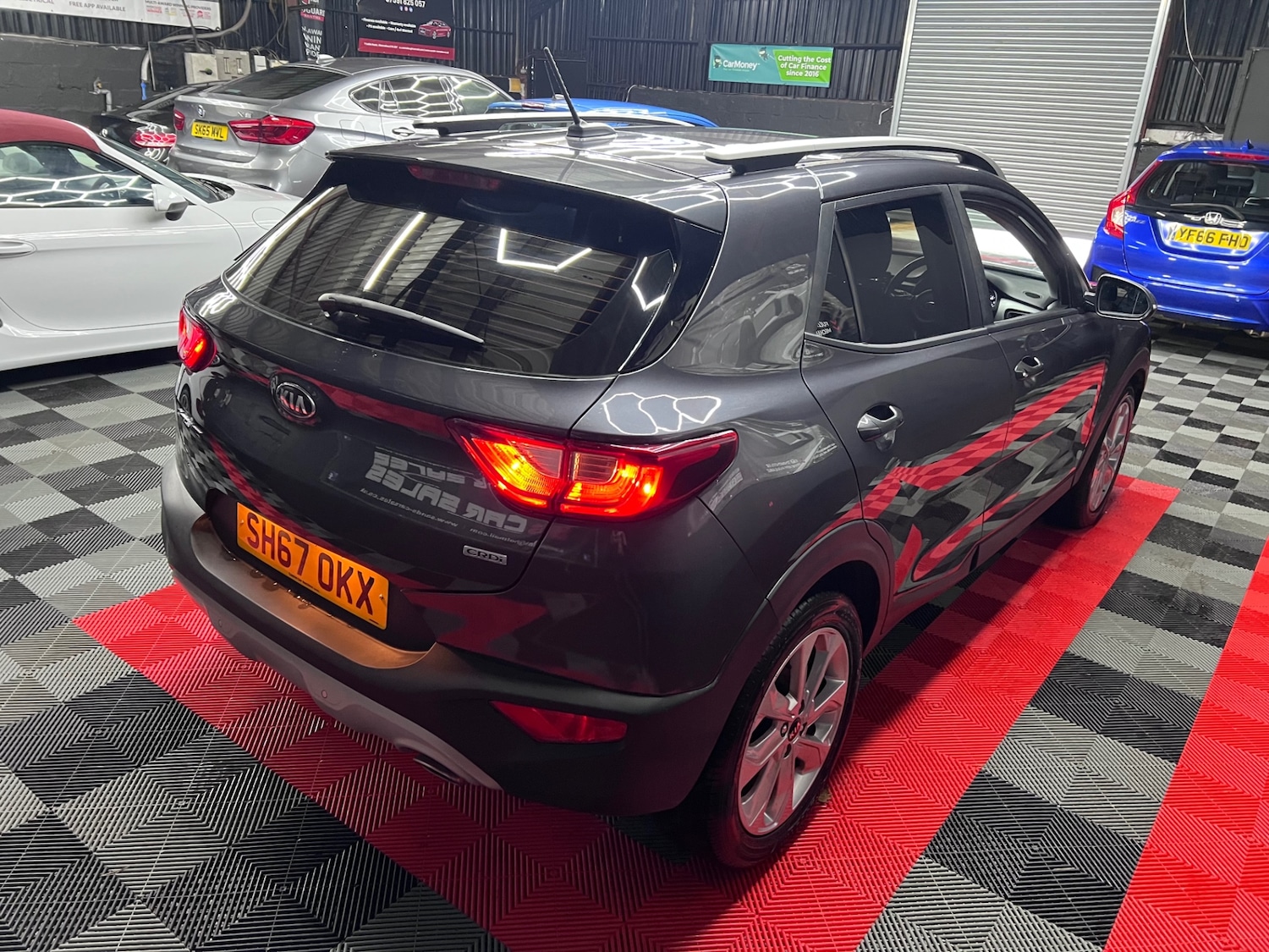 Used Kia Stonic 2017 for sale - 76531236: Photo 16