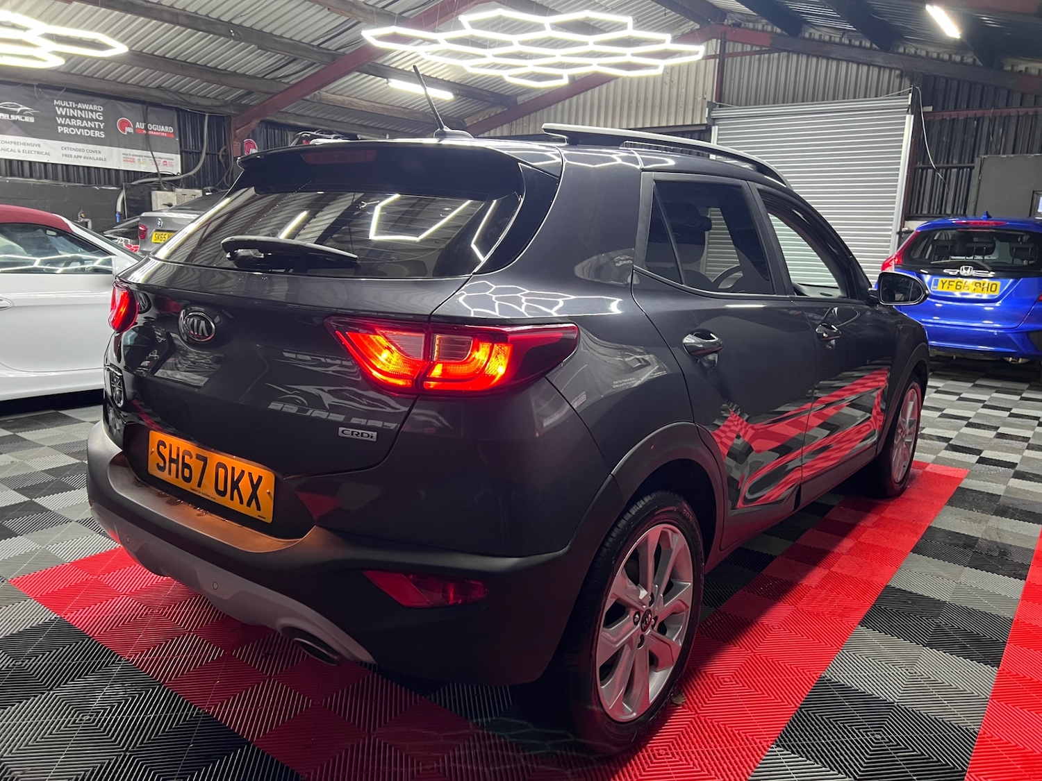 Used Kia Stonic 2017 for sale - 76531236: Photo 17