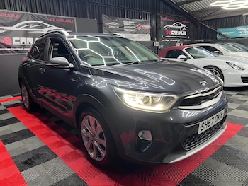 Used Kia Stonic 2017 for sale - 76531236: Photo